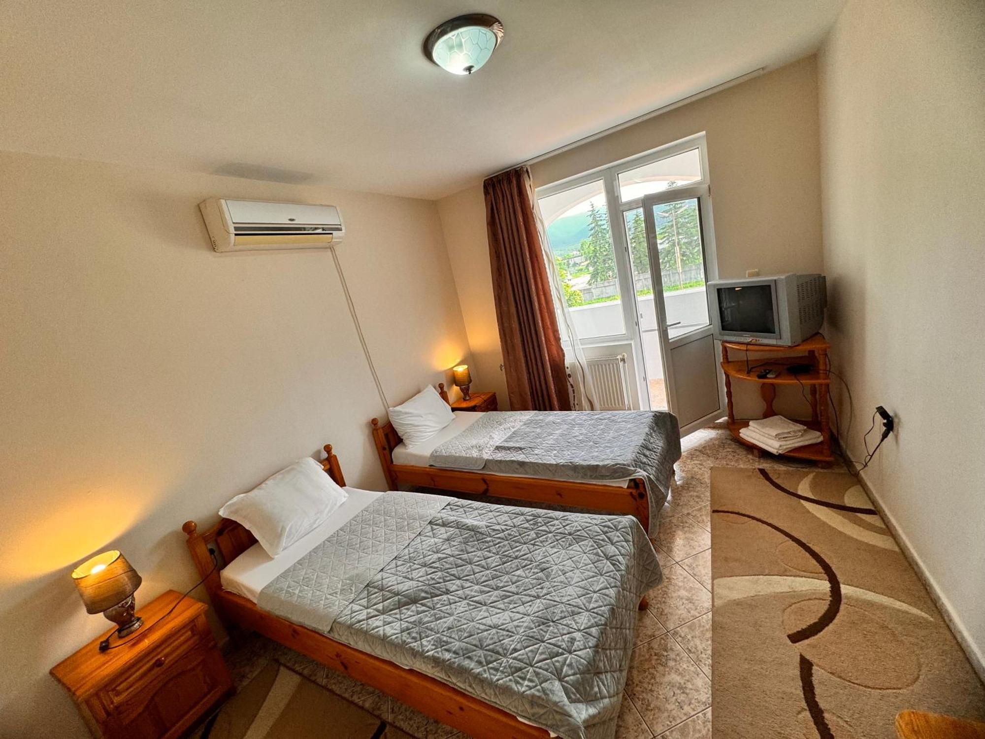Motel International เบอร์โควิทซา ภายนอก รูปภาพ